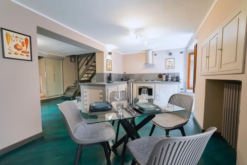 Kitchen or kitchenette, Dining area, stove, kitchen