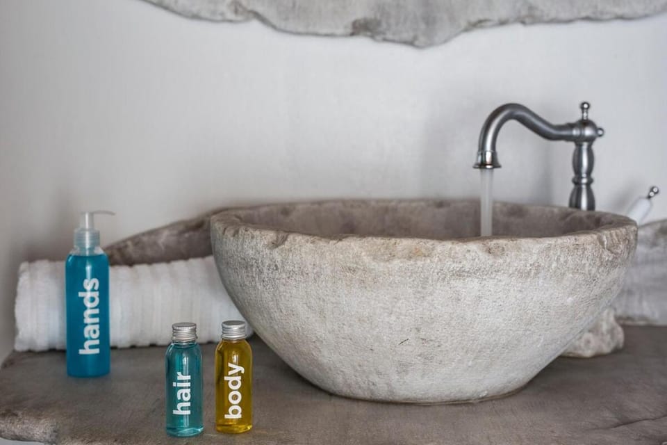 Ydrousa maisonette 1, Isternia, Tinos Apartment in Decentralized Administration of the Aegean