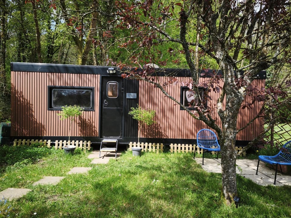 Cara Cabin Self Catering Tiny Home Cabin in Ireland