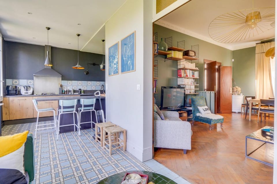 Très belle Maison avec Piscine et Jardin Bed and Breakfast in Bordeaux