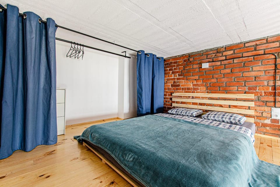 4B Loft City Centre Apartment in Wroclaw