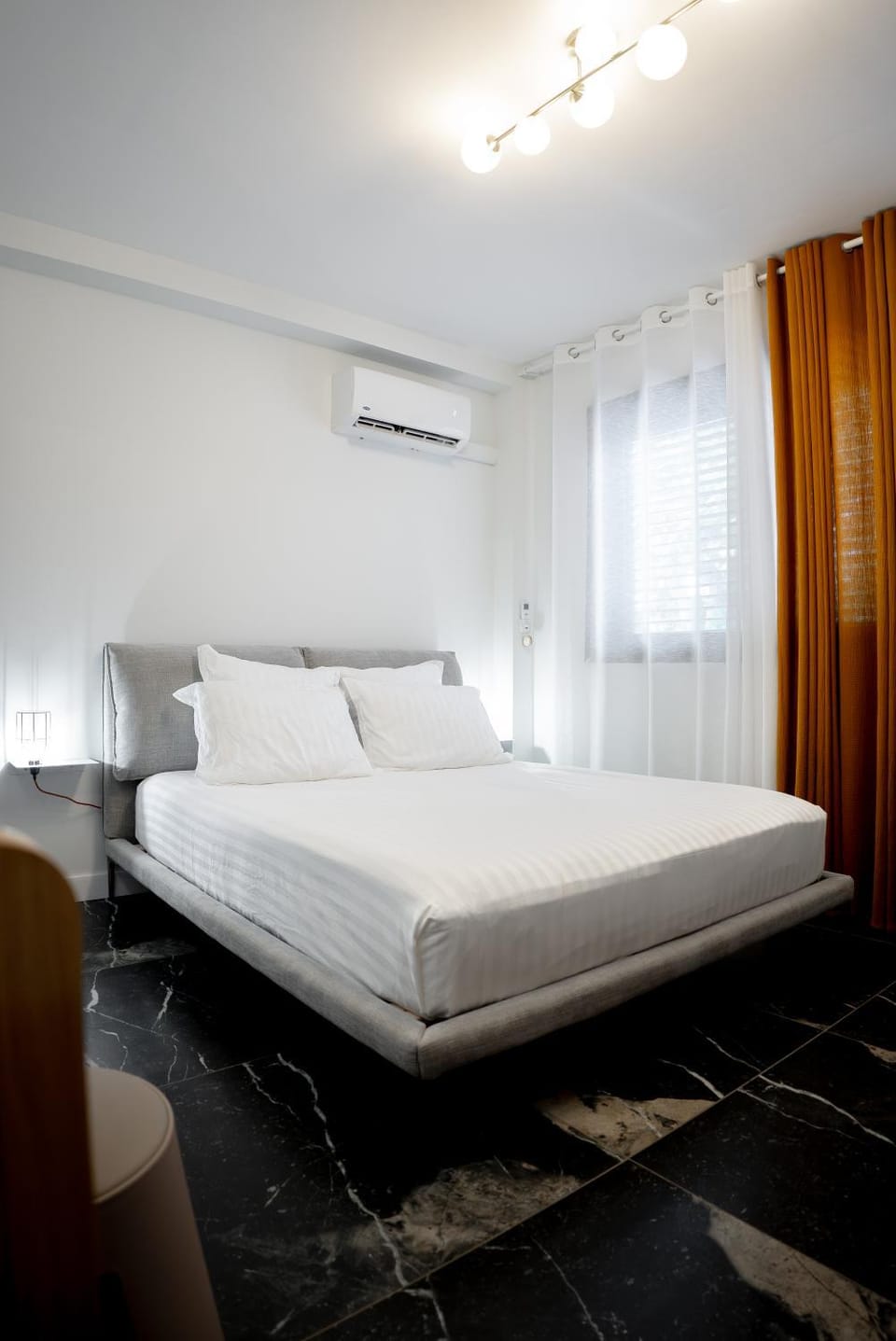Bed, Photo of the whole room, Bedroom, air conditioner