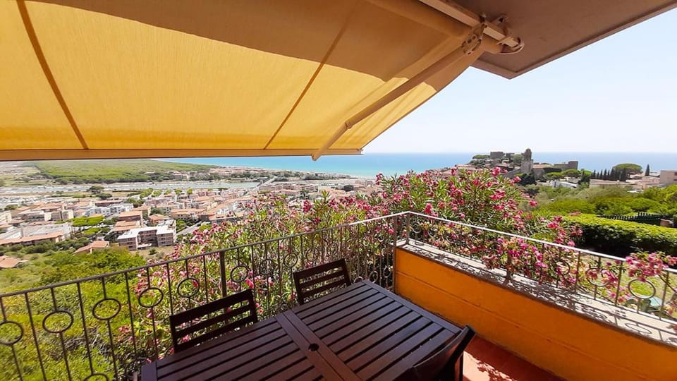 Appartamento in zona panoramica Apartment in Castiglione della Pescaia