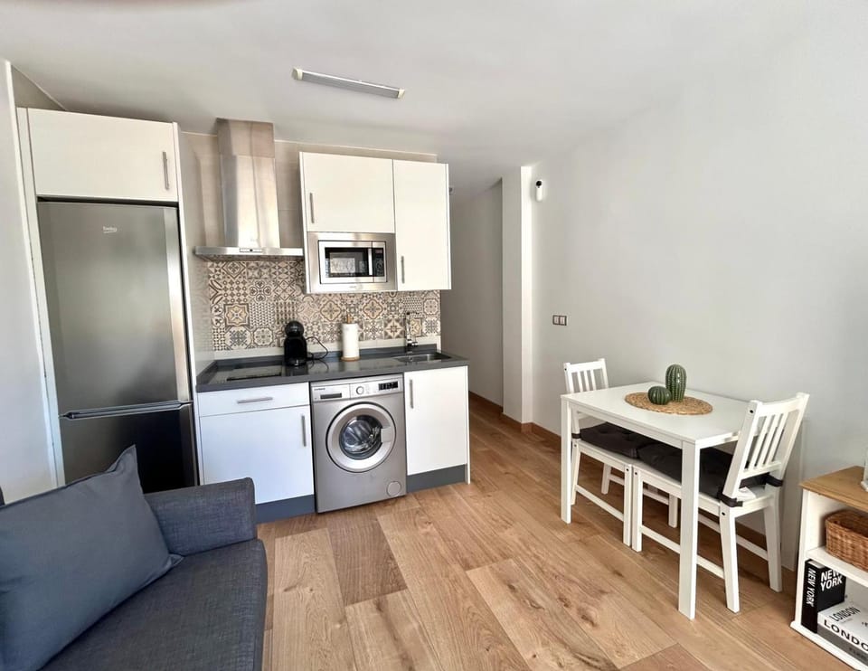 Kitchen or kitchenette, Living room