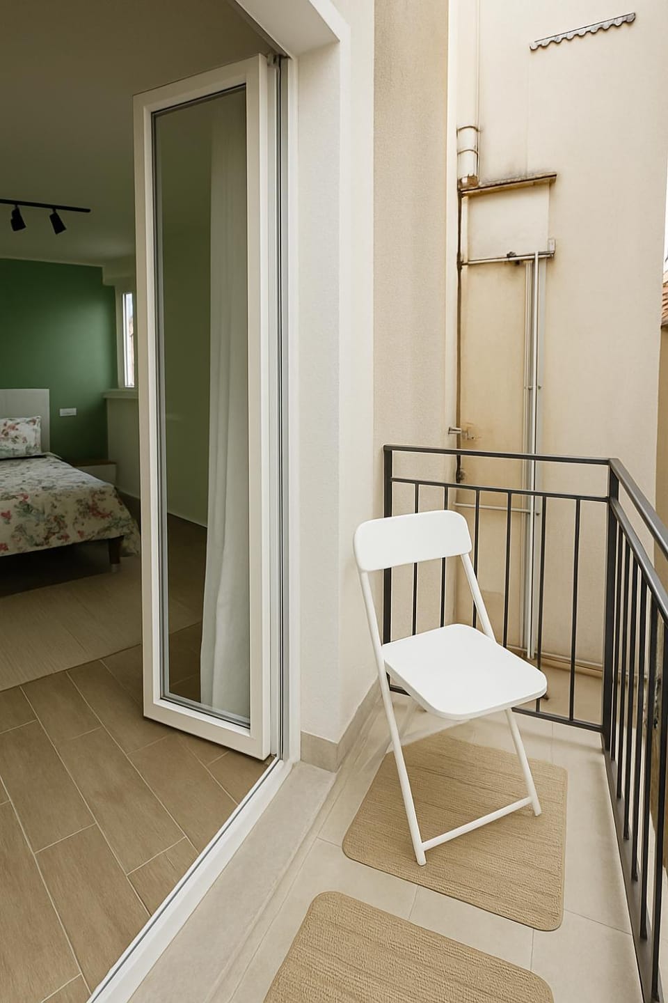 Property building, Balcony/Terrace