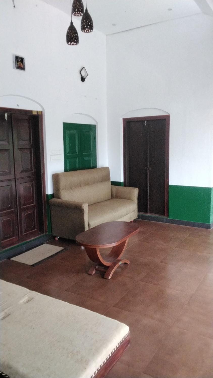 Ophel Ayurvedic Gardens, 7 Bed Heritage Home Vacation rental in Kerala