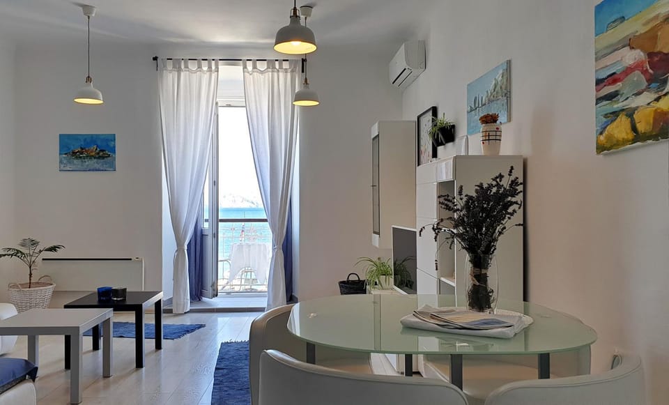 Balcony/Terrace, Living room, Dining area