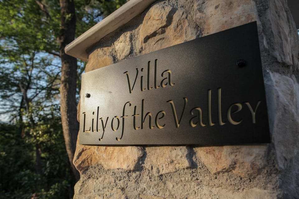 Property logo or sign, Logo/Certificate/Sign