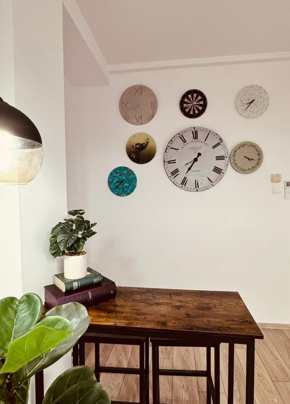 Decorative detail, Dining area