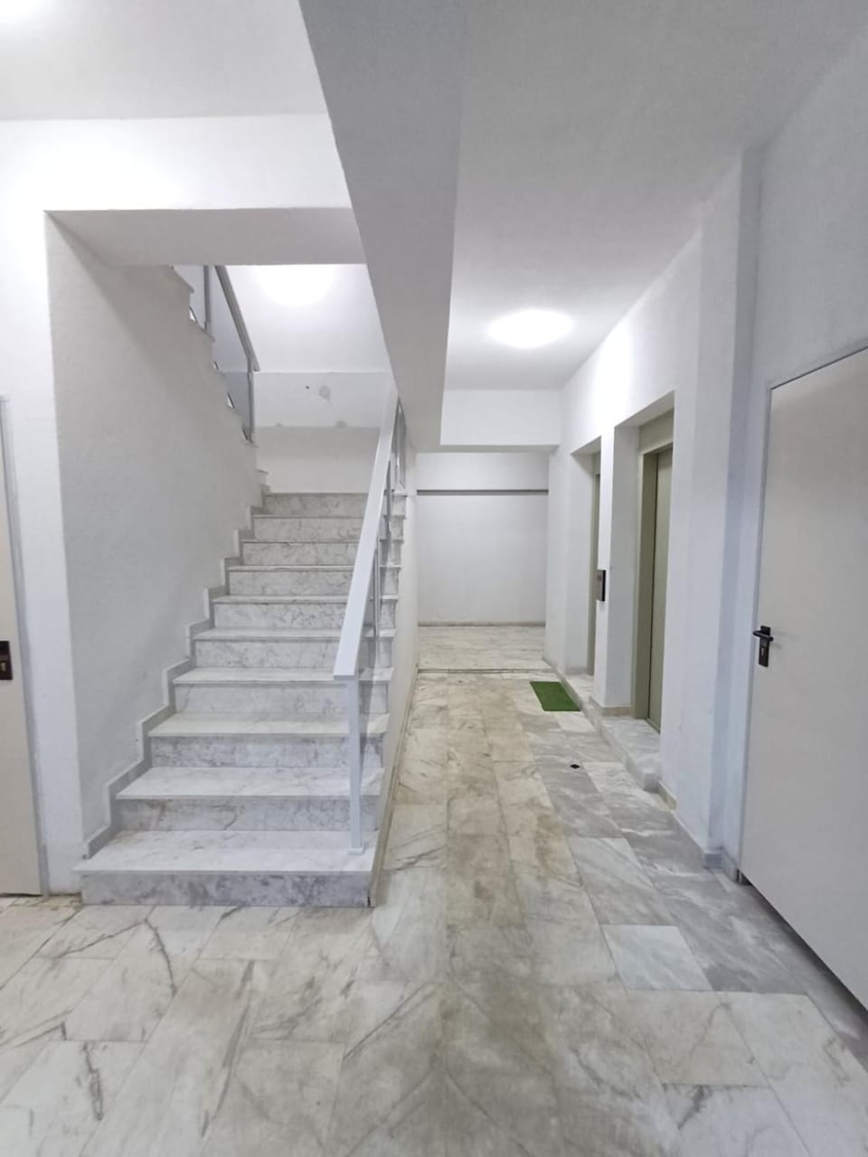 Studio D8 Apartment in Constanța County