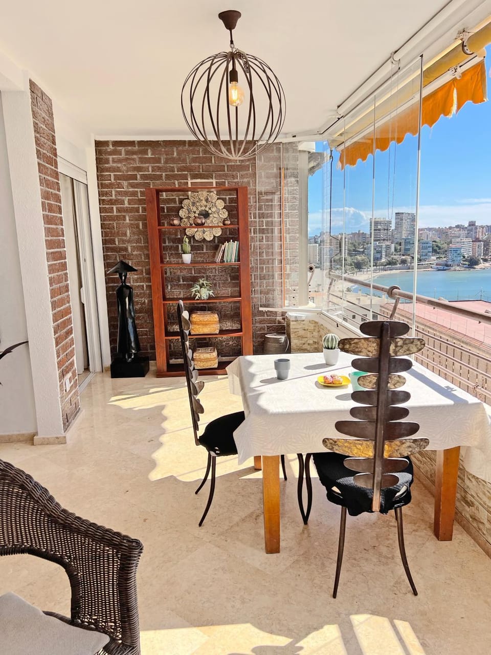 Day, View (from property/room), Balcony/Terrace, Living room