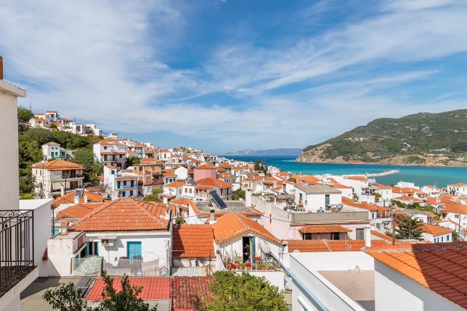 City view, Mountain view, Sea view