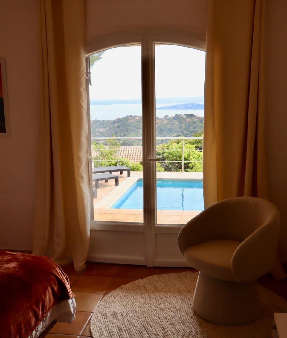 Villa Luxe avec Vue sur Saint-Tropez, Roquebrune Villa in Roquebrune-sur-Argens