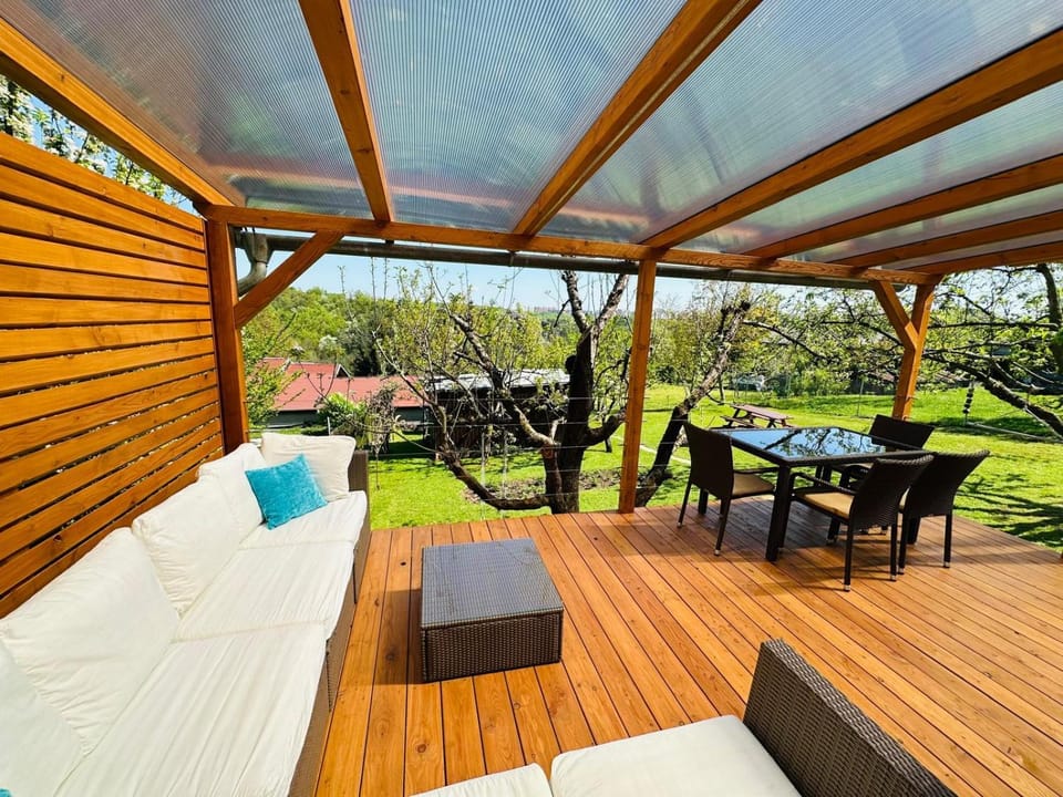 Property building, Balcony/Terrace