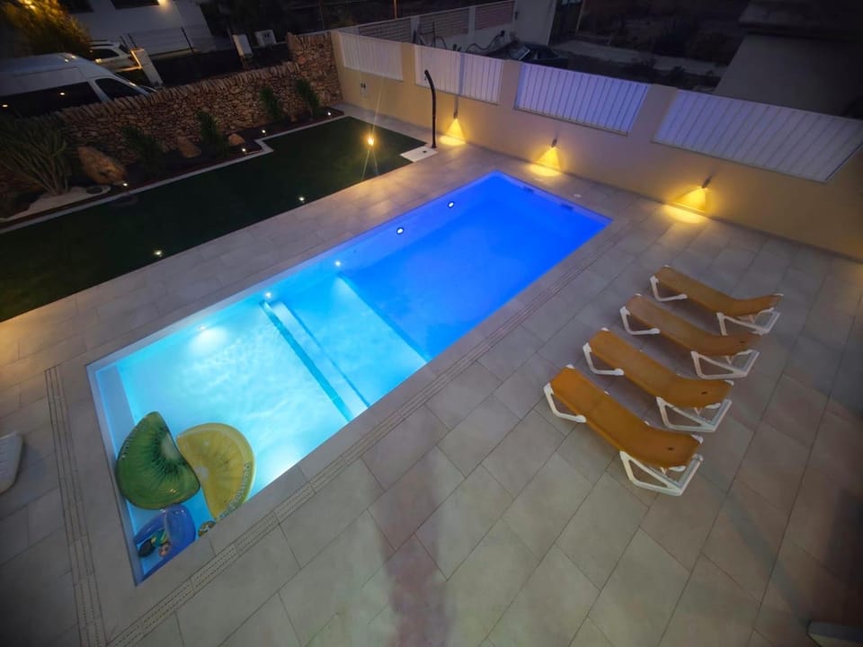 Espacio Room con Piscina, LAJARES Bed and Breakfast in Maxorata