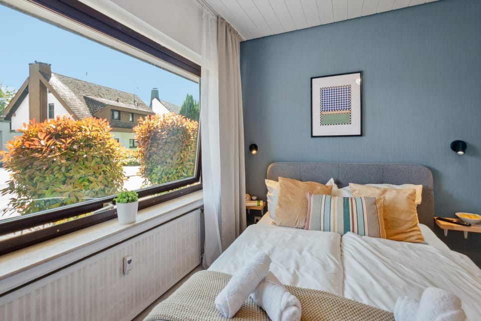 Bed, View (from property/room), Balcony/Terrace, Bedroom