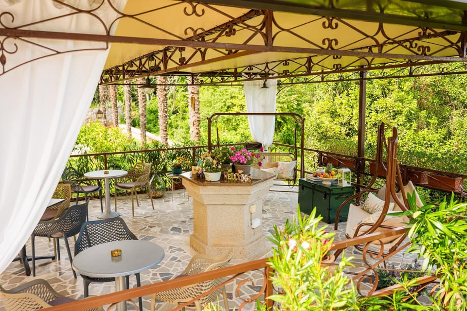 Day, Balcony/Terrace, Garden view