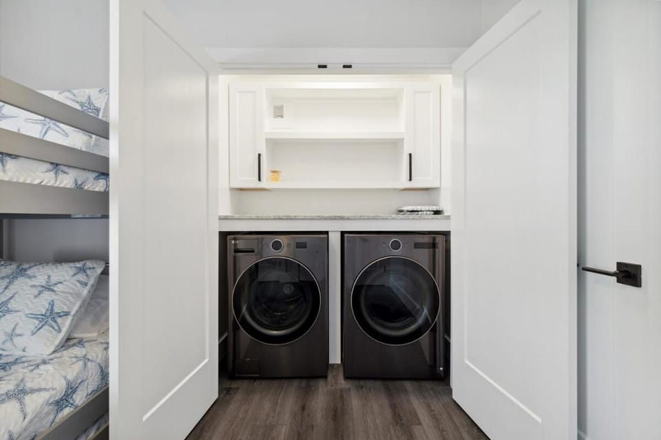 laundry, washing machine, dryer