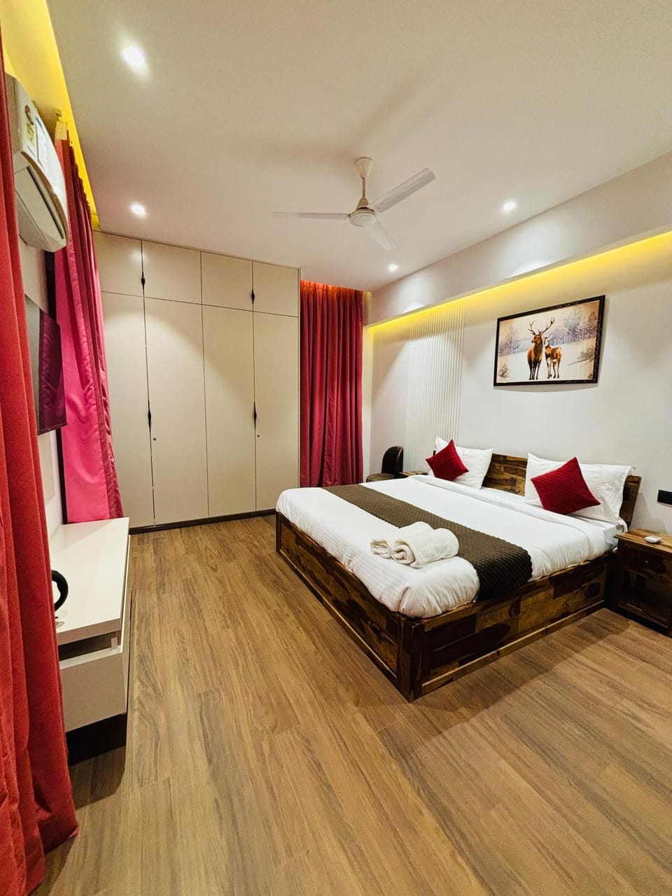 4bhk Luxury apartment Gurgaon Apartment in Gurugram