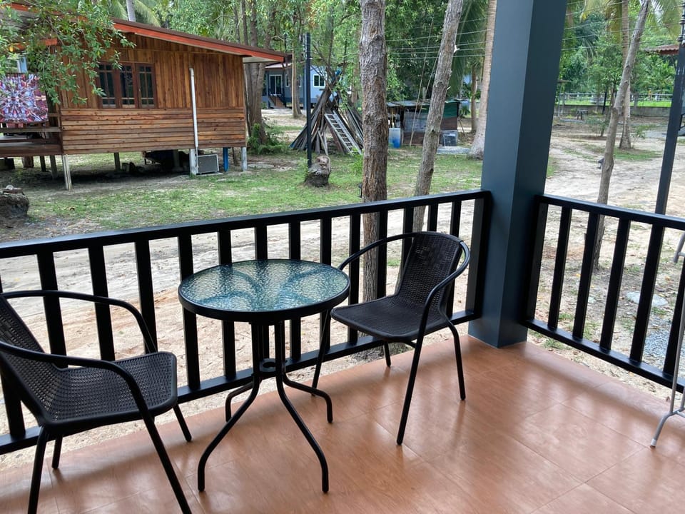Garden, View (from property/room), Dining area, Garden view