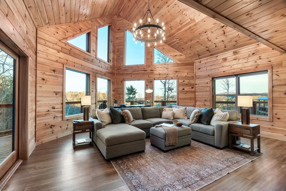 Hemlocke Hideaway House in Pittman Center