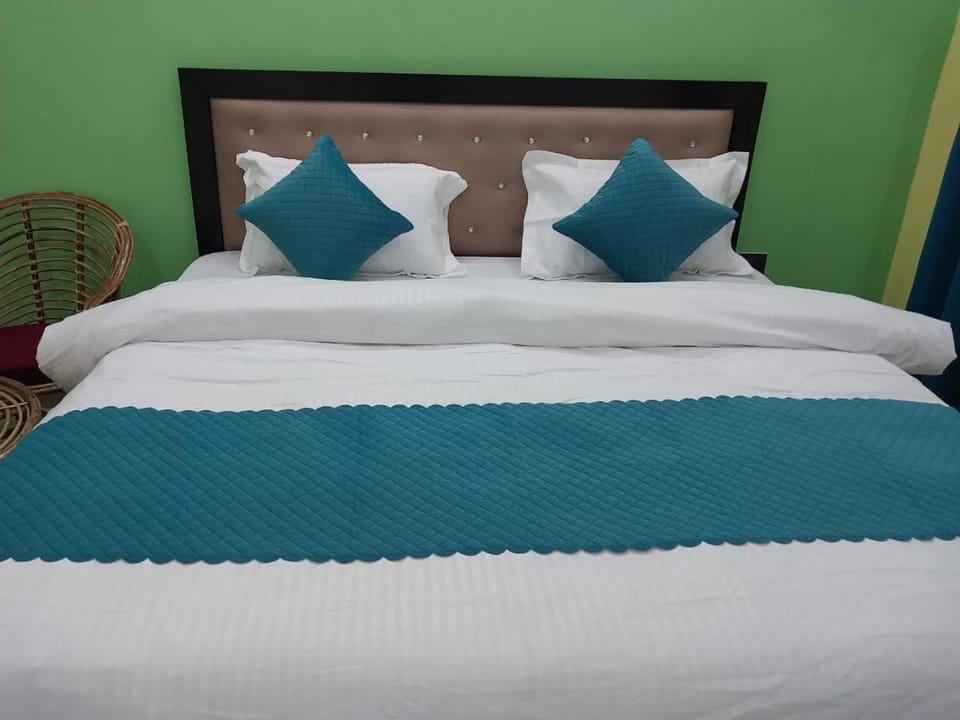 The Pines Home Stay Vacation rental in Maharashtra