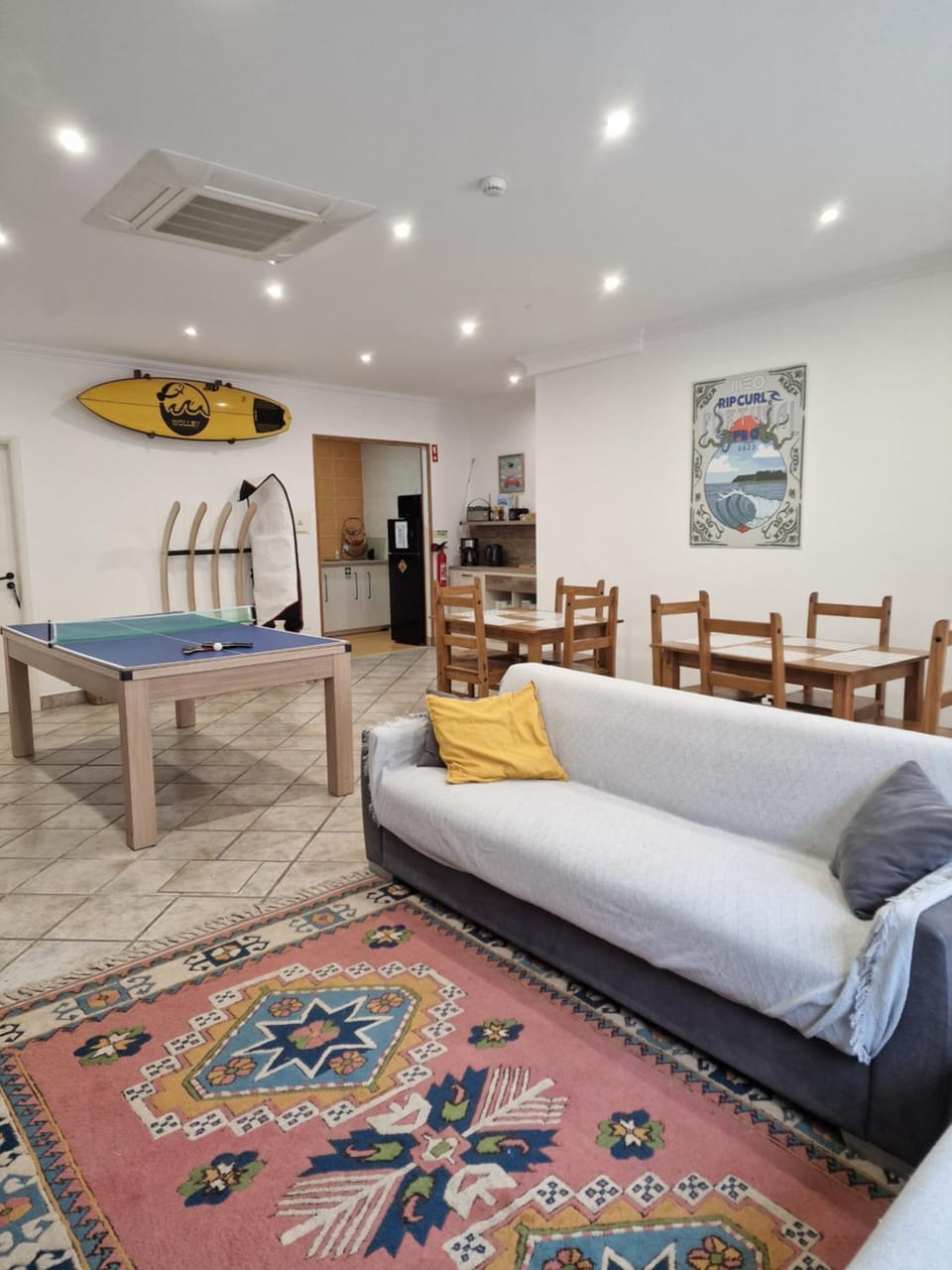 Kitchen or kitchenette, Living room, Dining area