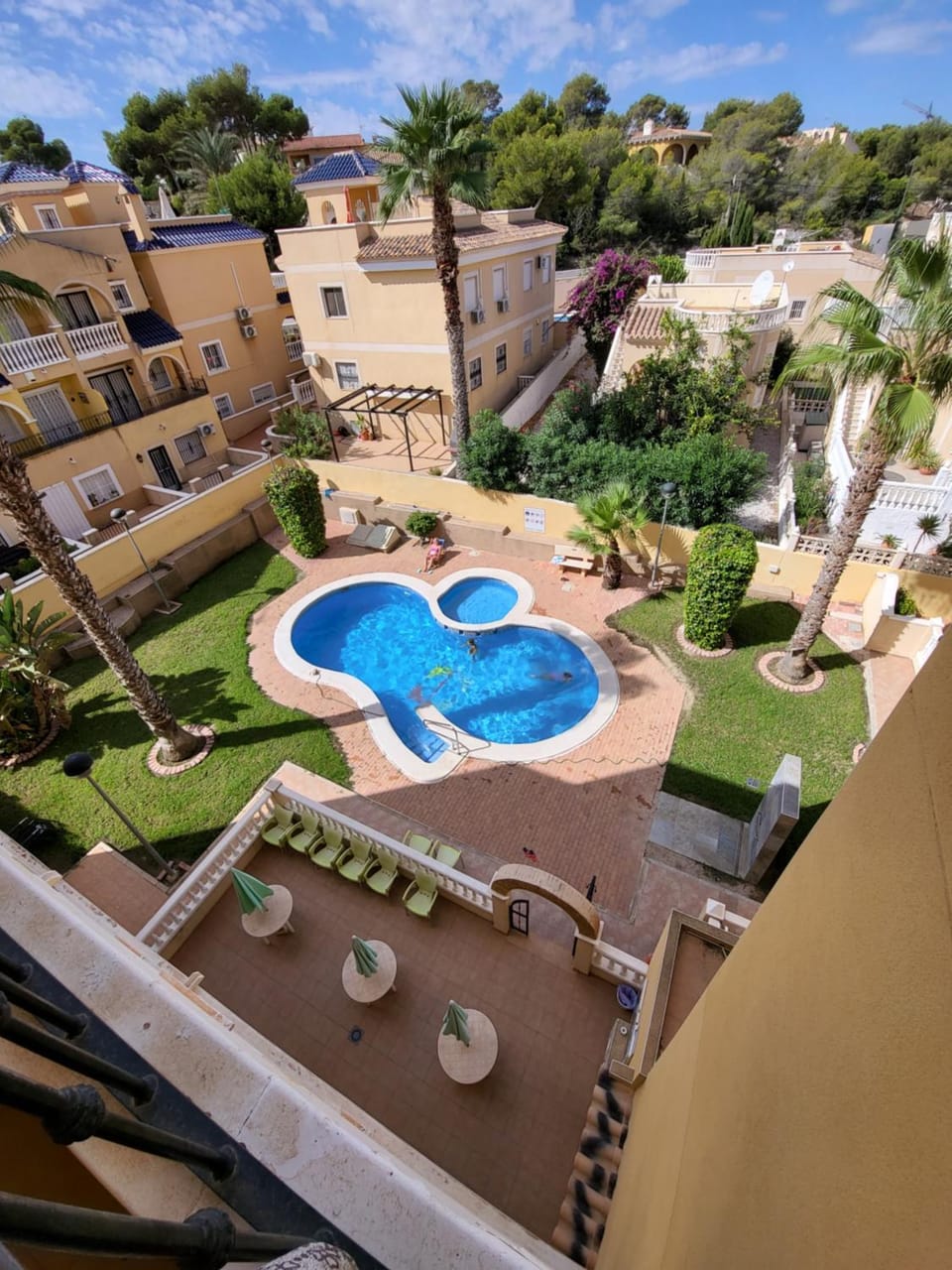 Garden, Swimming pool