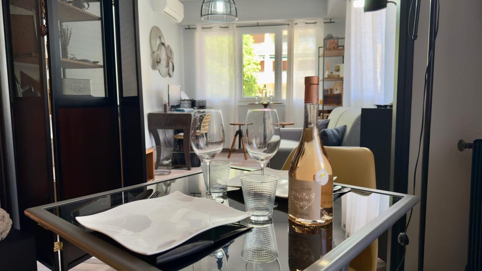Confort Moderne au Cœur d'Antibes Apartment in Antibes