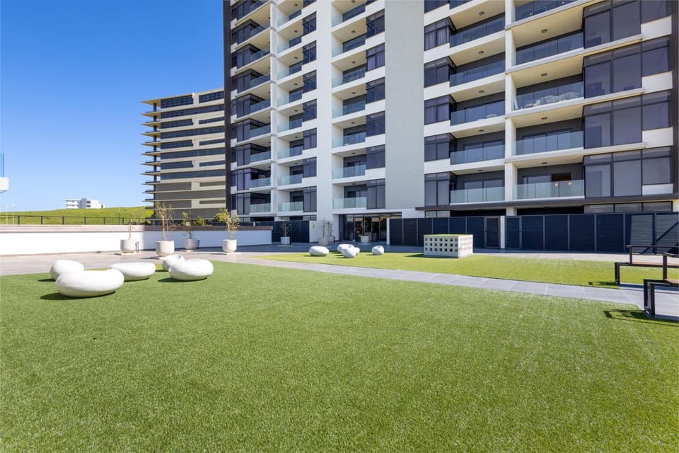 Stunning 2 bed Umhlanga 69 Ridgeside Residence Apartment in Umhlanga