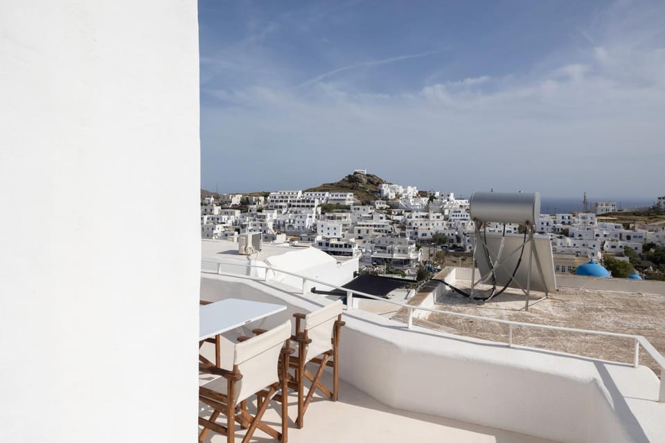 View (from property/room), Balcony/Terrace, Seating area