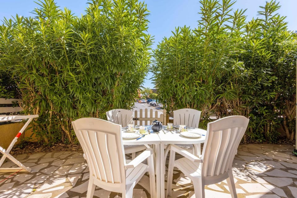 Confort & terrasse a 650 m de la mer Apartment in Occitanie