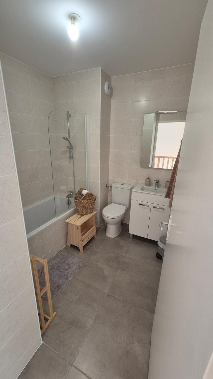 Toilet, Bathroom, Bath