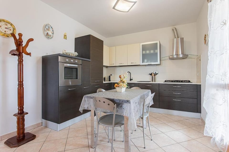 Oasi in Prato private parking Apartment in Prato