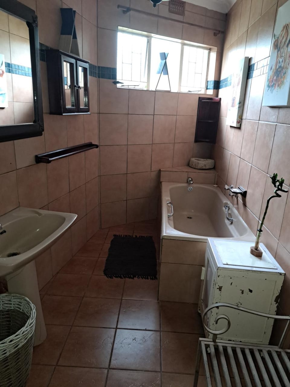 Bathroom, Bath