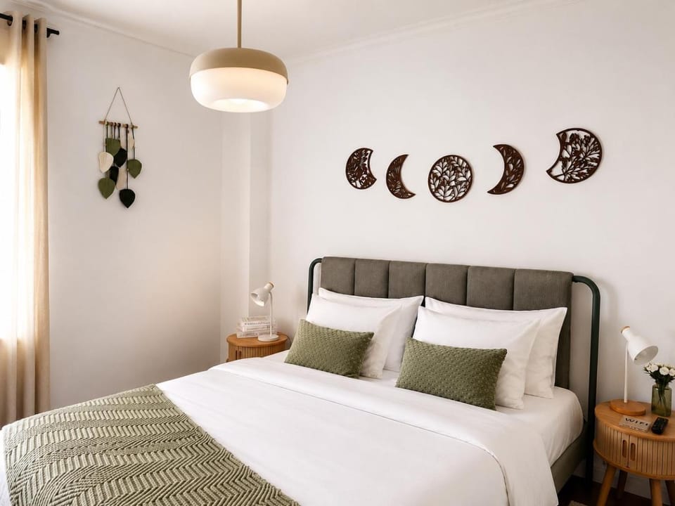 Bed, Bedroom