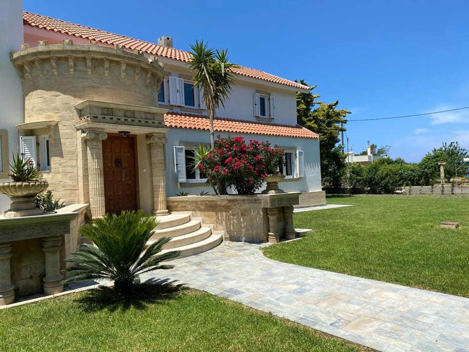 Property building, Garden