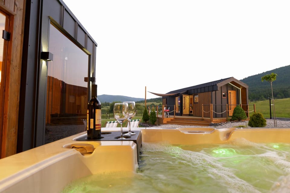 Natural landscape, Hot Tub, Sauna, Mountain view