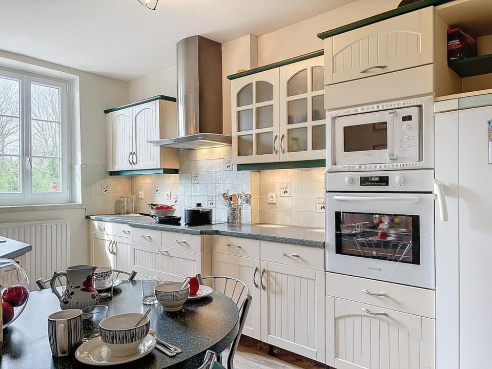 La Fraisnaie Omaha Beach Villa in Normandy