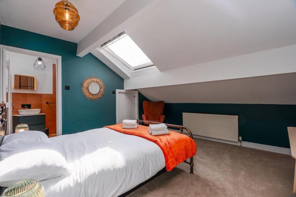 Mulberry Boutique Stay, Canal-Side Near Hebden House in Calderdale