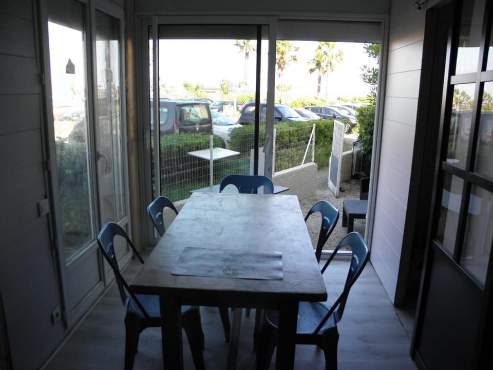 Property building, Garden view