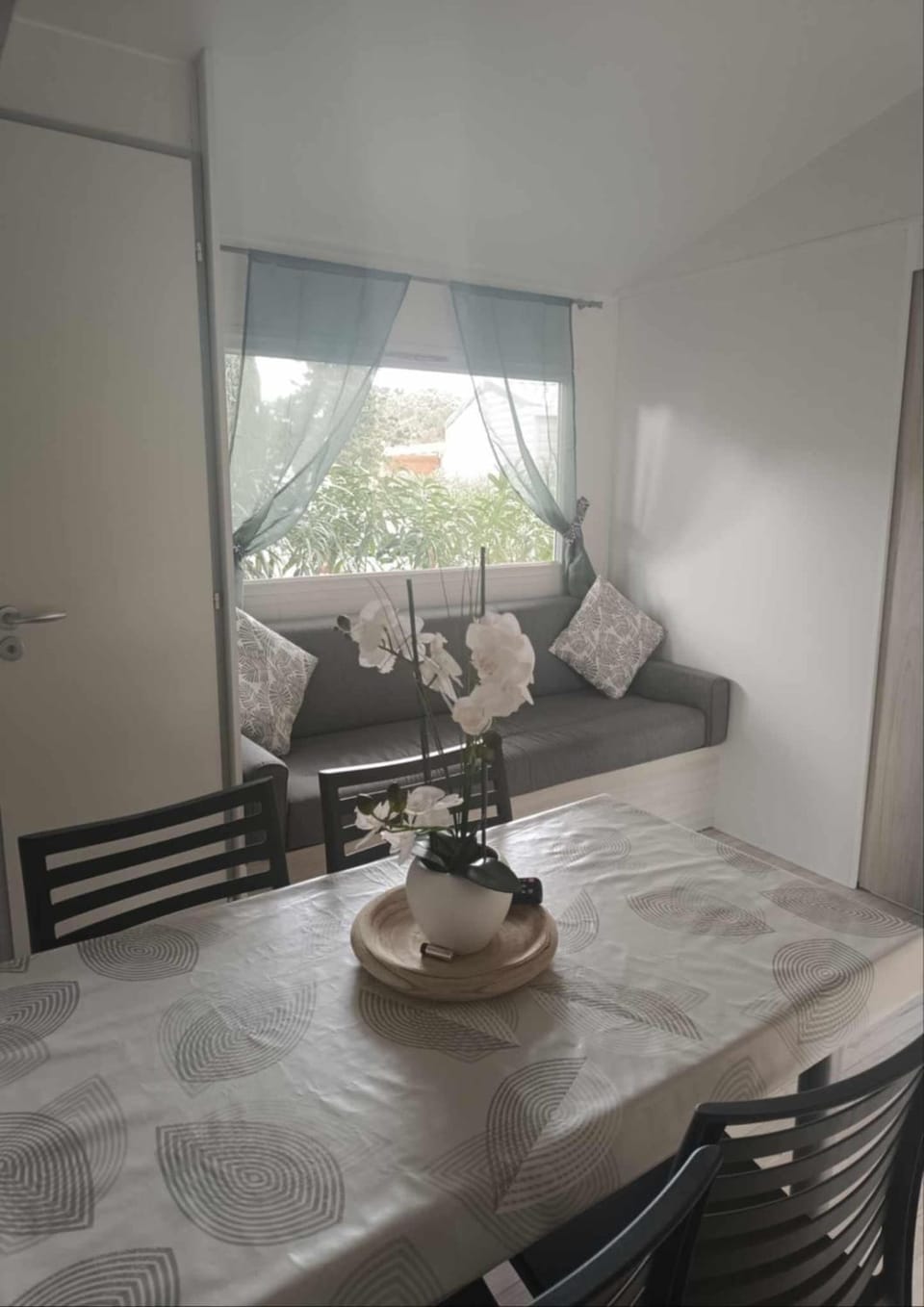 Le Cosy de Tess Mobil-home Sublima 6 personnes Campground/ 
RV Resort in Canet-en-Roussillon
