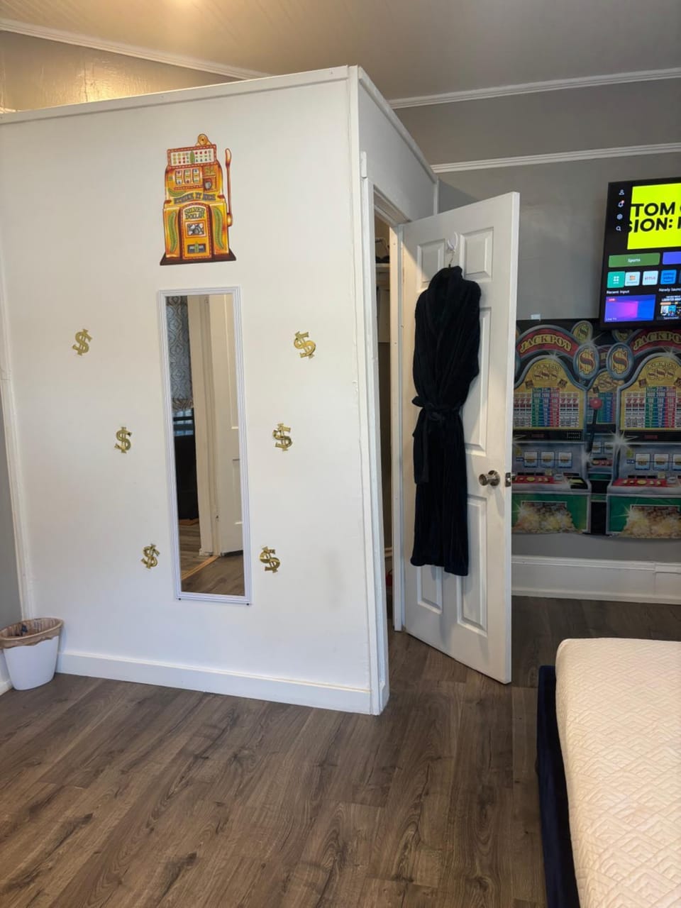 Bedroom, wardrobe