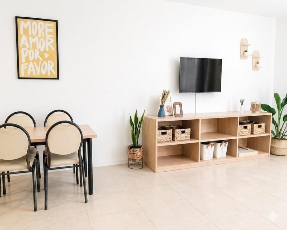 Costa Suite Beach, Pool and Parking Apartment in Lloret de Mar