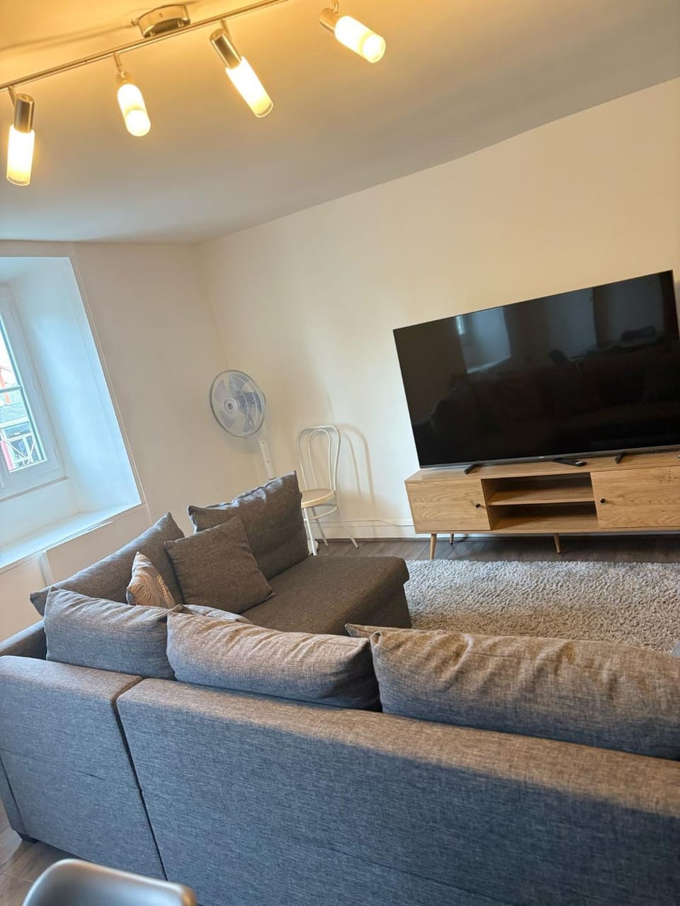 Appartement 7 pers - 5min de la cathédrale Apartment in Bourges