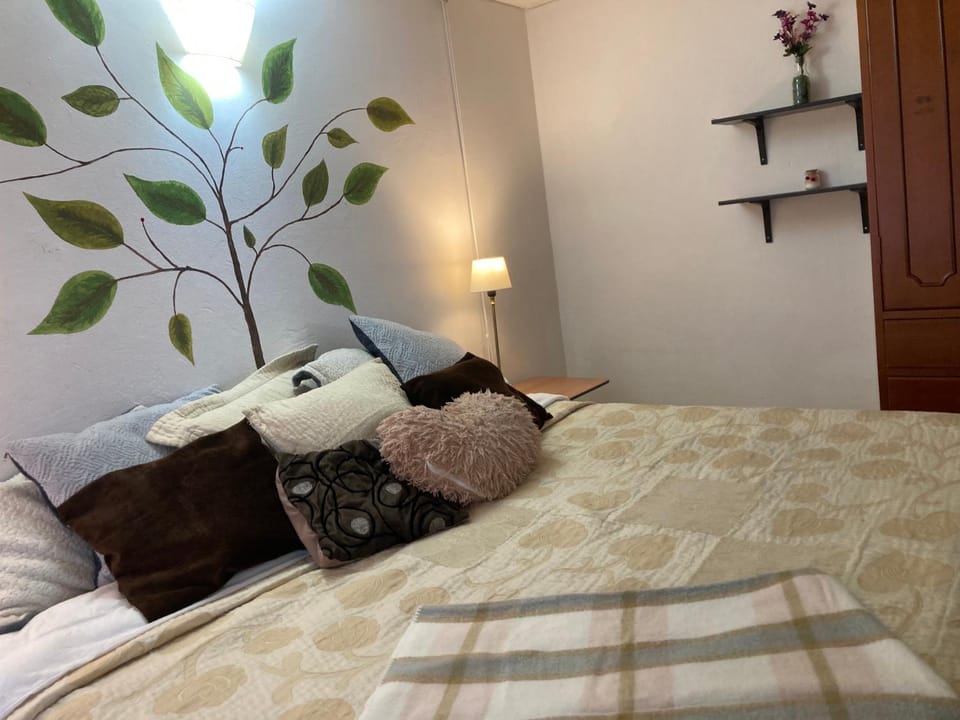 Bed, Bedroom