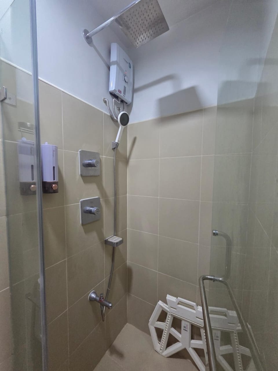 Cityscape Suite at Shore 3 Apartment in Pasay