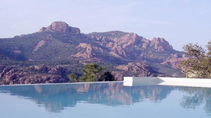 La Cousinade de l'Esterel House in Saint-Raphael