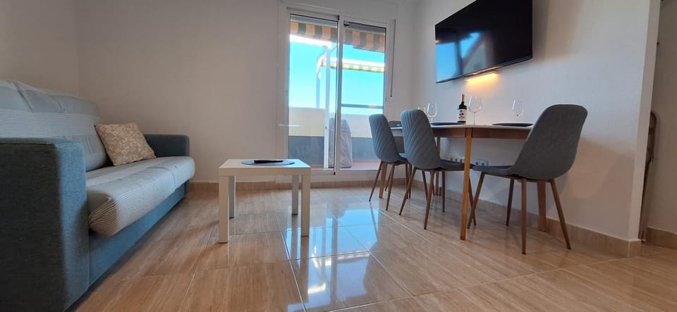 TV and multimedia, Living room, Dining area