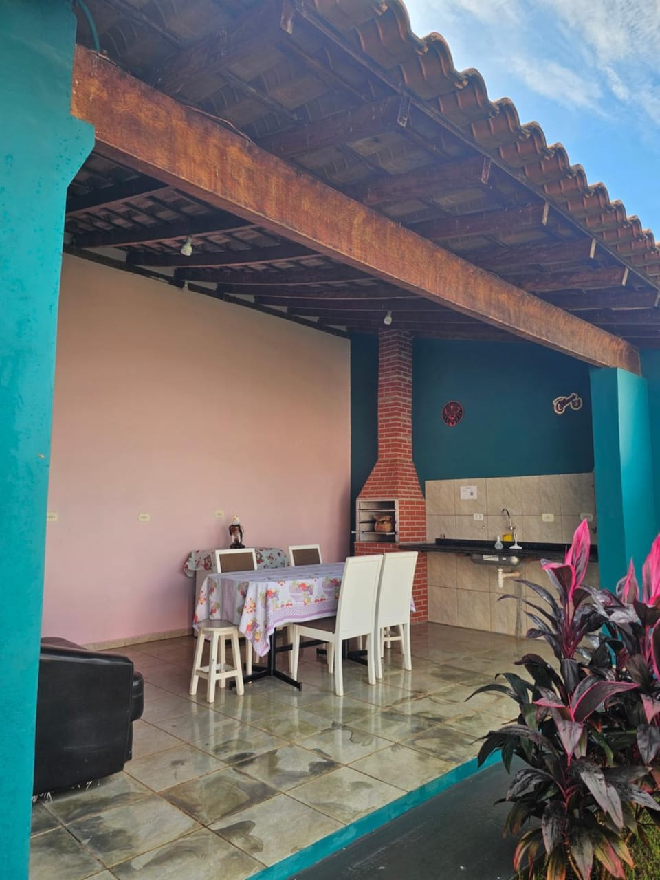 BBQ facilities, View (from property/room), Balcony/Terrace